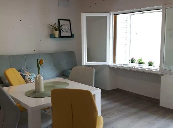 Fina M شقة كالي